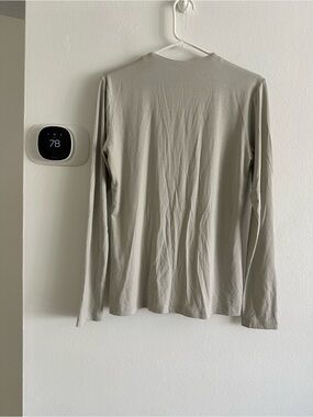 Anatomie Women's Long-Sleeve Cardigan Shirt - Light Gray tan medium